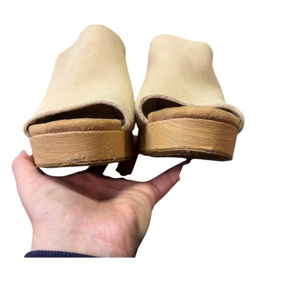 TOMS Women's Florence Sandal, Honey Beige, Peep Toe Platform, Suede, Slip On - Picture 4 of 9